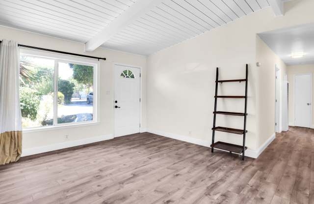36 Henderson Pl Gallery 4