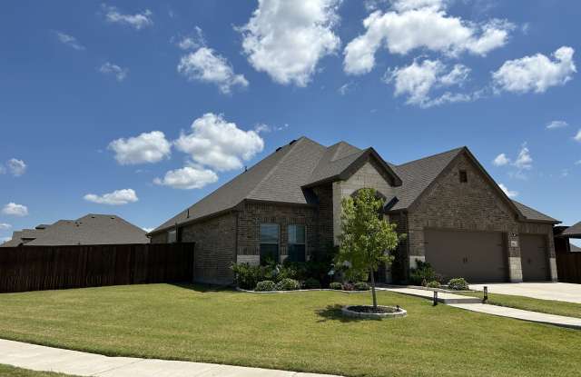 541 Firethorn Drive photos photos