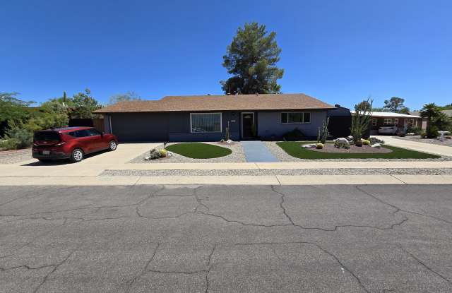 8632 East Calle Bogota - 8632 East Calle Bogota, Tucson, AZ 85715