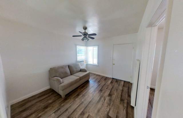 Charming 1 bedroom 1 bathroom home in Colton, Available Soon! - 381 North 7th Street, Colton, CA 92324