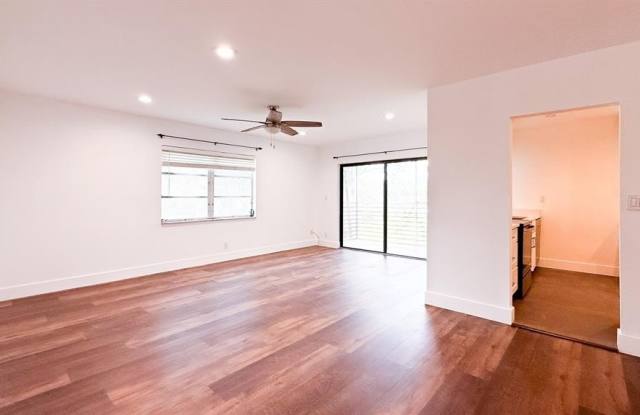 2420 SW 81st Ave - 2420 Southwest 81st Avenue, Davie, FL 33324