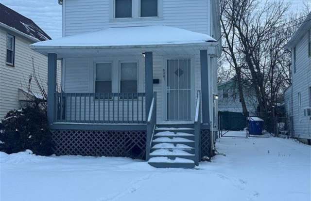 3301 Tampa Avenue photos photos