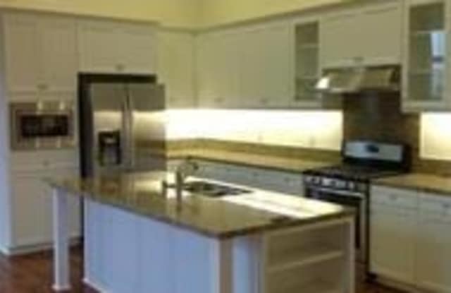 178 Overbrook Gallery 4
