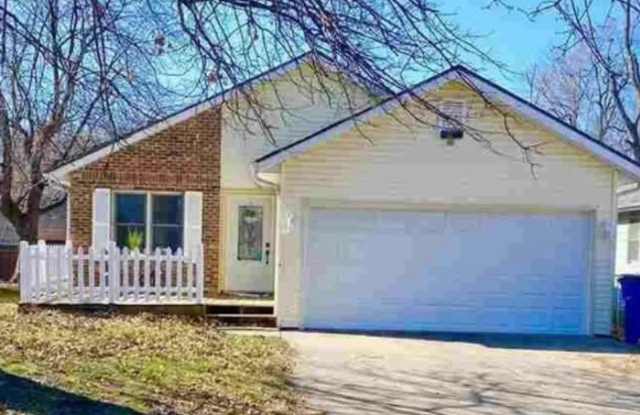 1971 South 20th Street - 1971 South 20th Street, Terre Haute, IN 47802