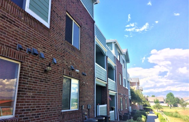 10337 W 55th Pl Unit 2 - 10337 West 55th Place, Arvada, CO 80002