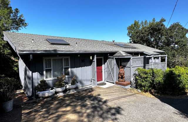 Three bedroom, two bathroom home with gorgeous views and sunroom for rent in the hills of Fairfax! photos photos Three bedroom, two bathroom home with gorgeous views and sunroom for rent in the hills of Fairfax! photos photos