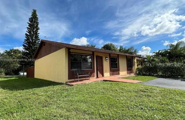 6553 SW 147th Ct - 6553 Southwest 147th Court, Kendall West, FL 33193 6553 SW 147th Ct - 6553 Southwest 147th Court, Kendall West, FL 33193