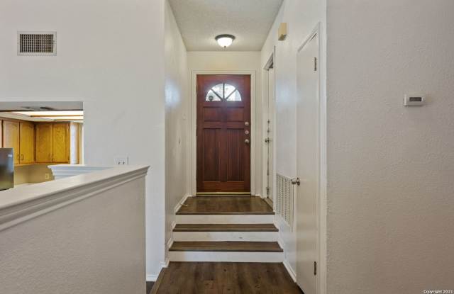 6406 BROOK CV Gallery 3