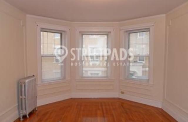 92 Maple St. photos photos
