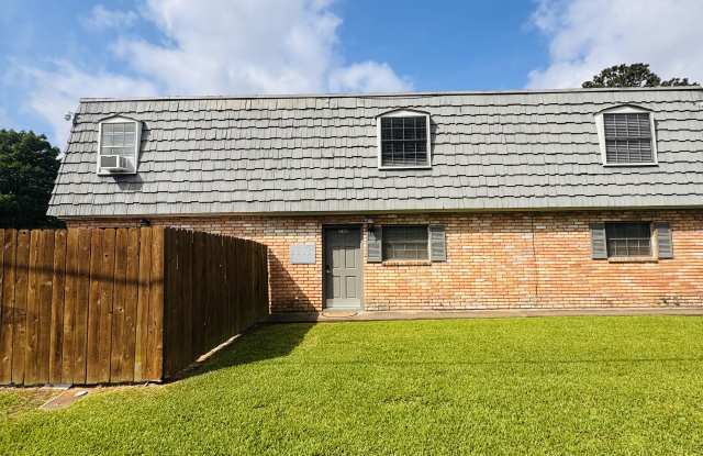 1700 Sun Avenue - 3 photos photos