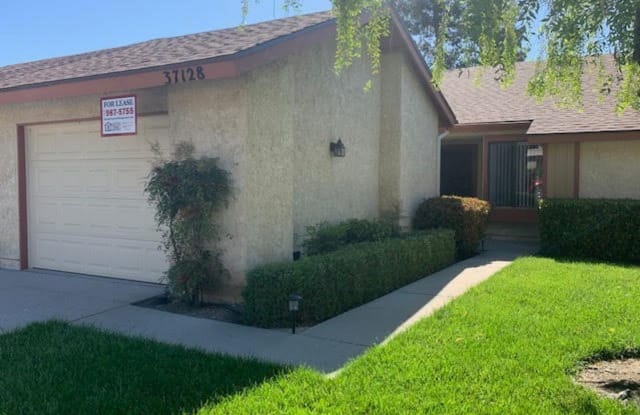 37128 Village 37 - 37128 Village 37, Camarillo, CA 93012