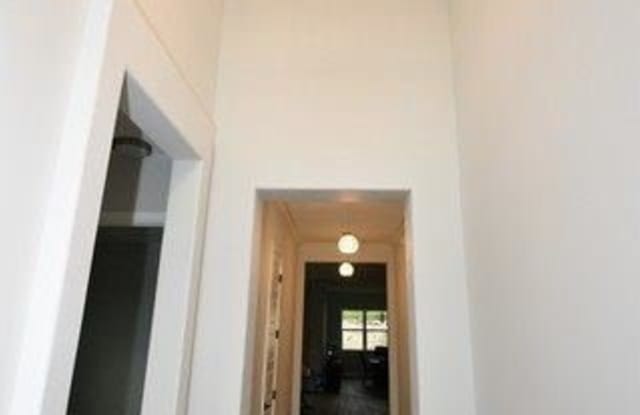 24418 Canyon Row Gallery 4