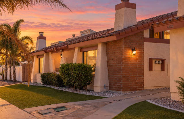 3 Bedroom + 2 Bathroom Condo | The Dunes | Oxnard | Unfurnished Gallery 1
