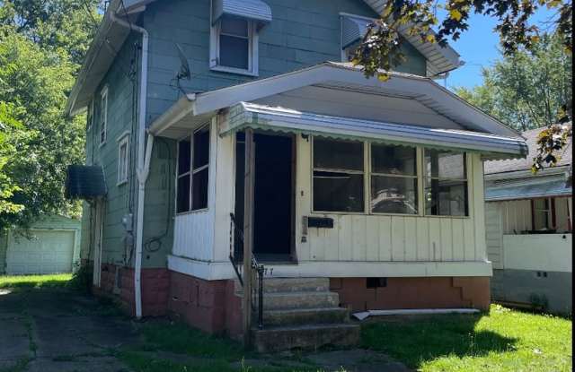 2-Bedroom, 1-Bathroom Single Family Home for Rent in Akron, Ohio Gallery 1