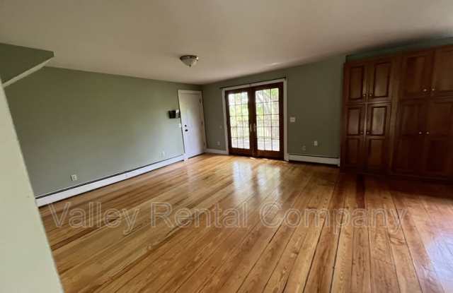 121 Bay Road - 2 Gallery 3