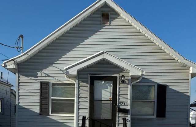 1731 Ferguson Street photos photos