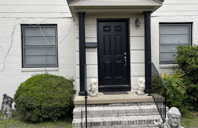 1239 Donald Street photos photos