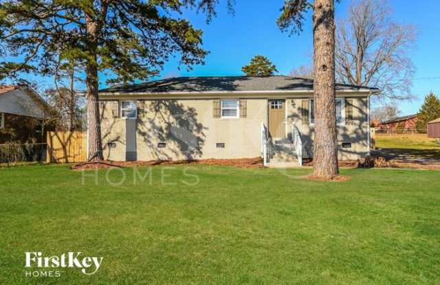 1903 Ashcraft Avenue photos photos