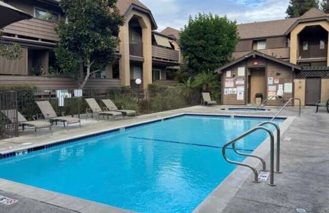 14839 Sherman Way Gallery 2