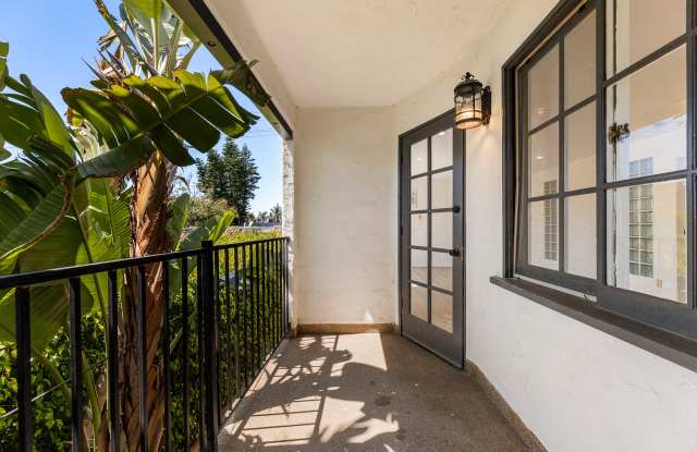 801 Burnside Avenue photos photos