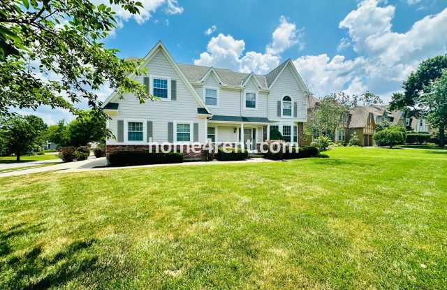 Beautiful, Spacious Home w/ Open Floor Plan, Updated Kitchen, Finished Basement, Fenced Yard! photos photos