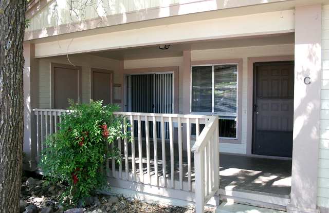 Condo in Montana Villas HOA Gallery 3