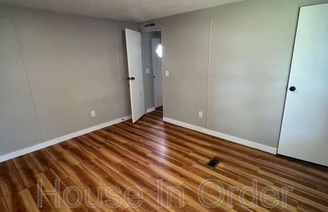 51 Cactus Drive Gallery 4