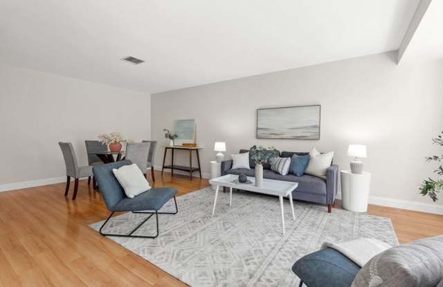 1 Watermill Pl Gallery 4