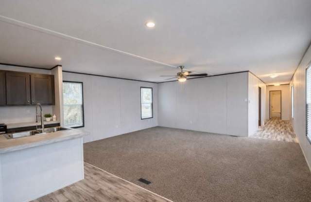120 Oak Run Gallery 2