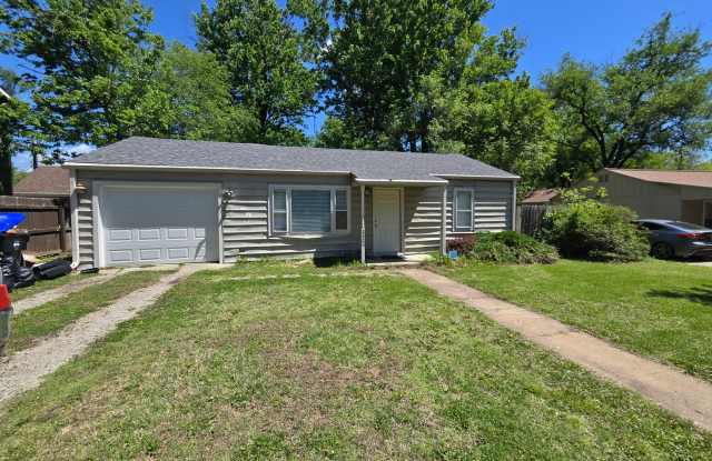 Great location 3 bed 1 bath with appliances! photos photos
