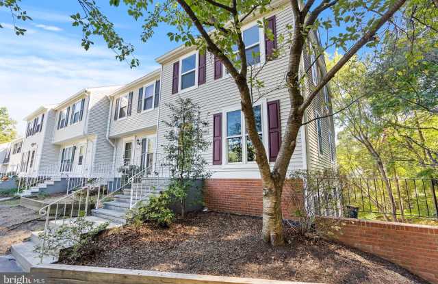 2849 BURGUNDY PLACE Gallery 2