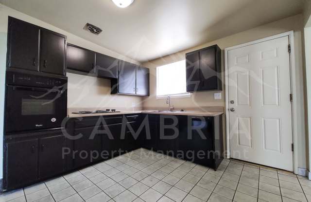 Vintage, Taylorsville 3 bedroom home room available for rent Gallery 3