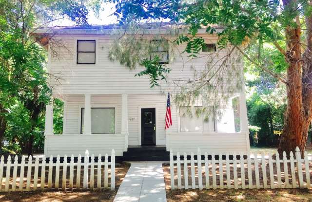 Orient Street photos photos