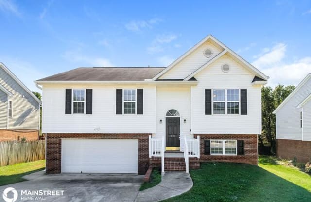 130 Braeburn Drive - 130 Braeburn Drive, Winston-Salem, NC 27127