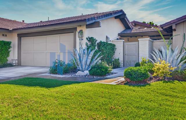 207 Bouquet Canyon Drive Gallery 1
