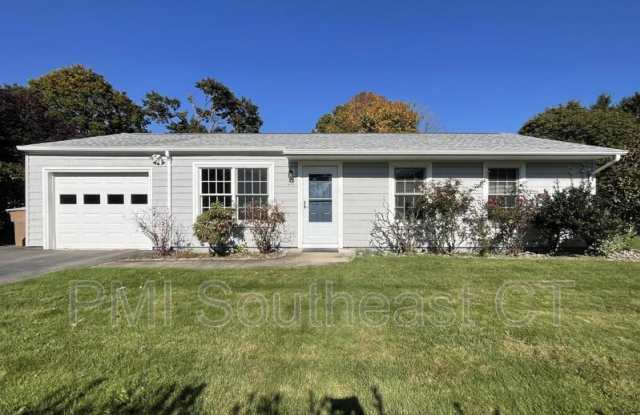 22 Luce Ave - 22 Luce Avenue, Niantic, CT 06357