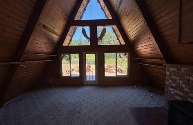 This cutie has a fresh interior paint job! photos photos