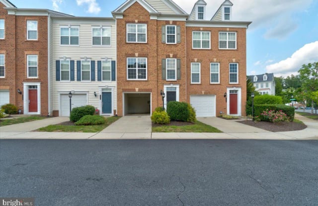 2447 BROOKMOOR LN - 2447 Brookmoor Lane, Neabsco, VA 22191