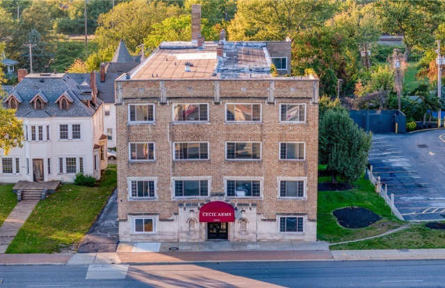 13671 Euclid Avenue photos photos