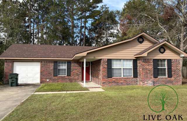 SPRING MOVE-IN SPECIAL: $500 OFF 1ST MONTH'S RENT! - 553 Jefferson Circle, Long County, GA 31301