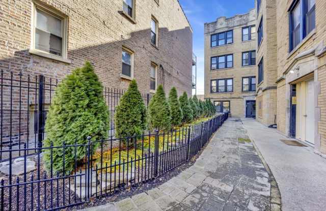 3153 W Augusta Boulevard 1B photos photos