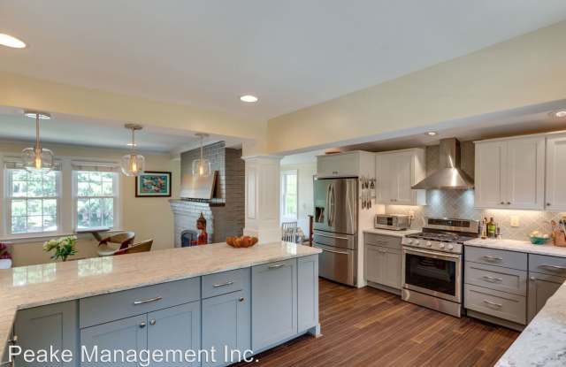 5704 18th Road N. Gallery 4