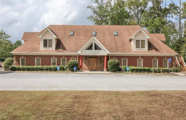 13784 Highway 9 N - 13784 Alpharetta Highway, Roswell, GA 30075