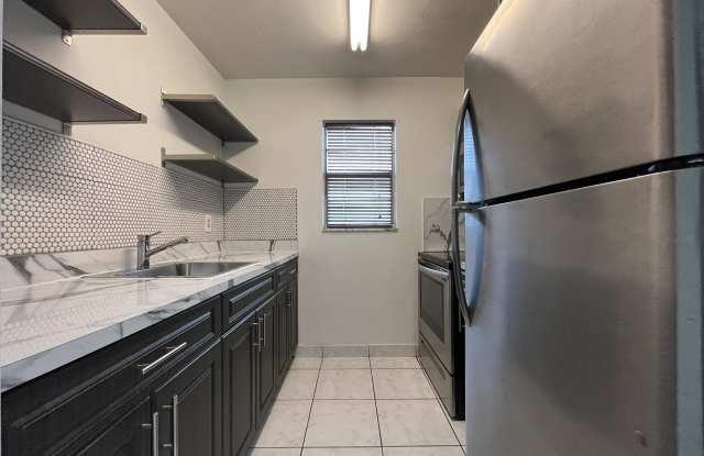 1832 Madison Street #102 - 1 Gallery 3