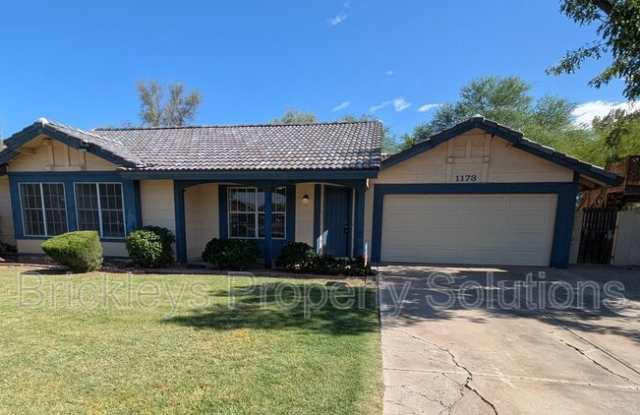 1173 E Del Rio St photos photos