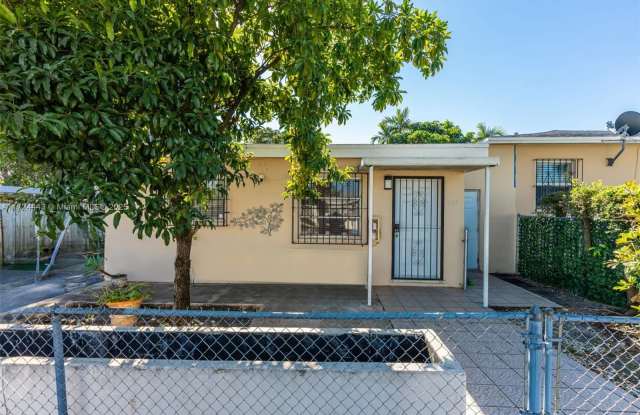 851 Northwest 36th Avenue photos photos