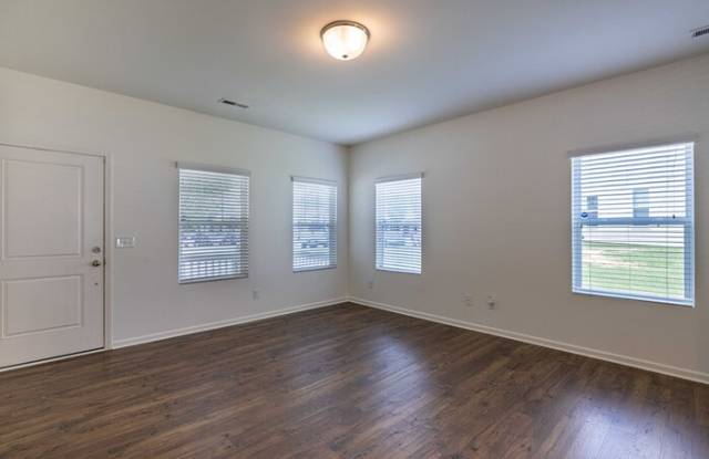 2827 Grace Green Court Gallery 2