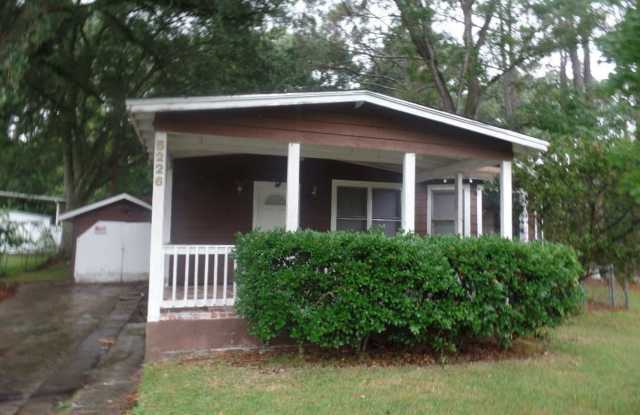 Adorable 2 bedroom 1 bath home - 5226 Kingsbury Street, Jacksonville, FL 32205