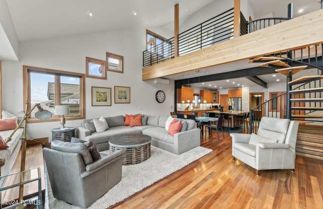 265 Ontario Avenue photos photos