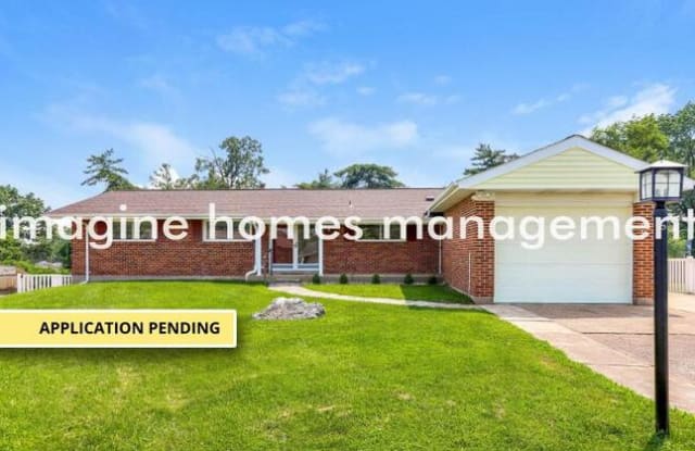 812 Rinzetta Drive - 812 Rinzetta Drive, Mehlville, MO 63129